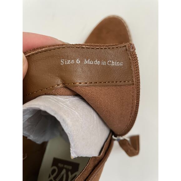 Dolce Vita Heeled Pointed Toe Suede Western Bootie Brown Tan Size 7 NEW - Picture 8 of 8